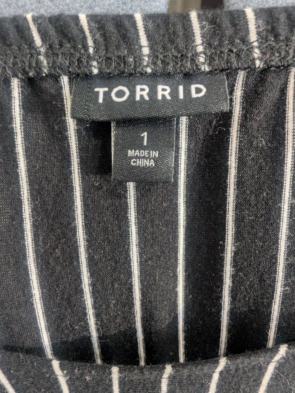 Torrid size 1 Black Pinstripe Culotte Jersey - Picture 4 of 4